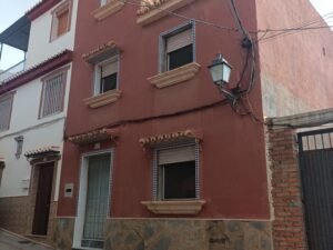 Casa de 210 m² con cochera