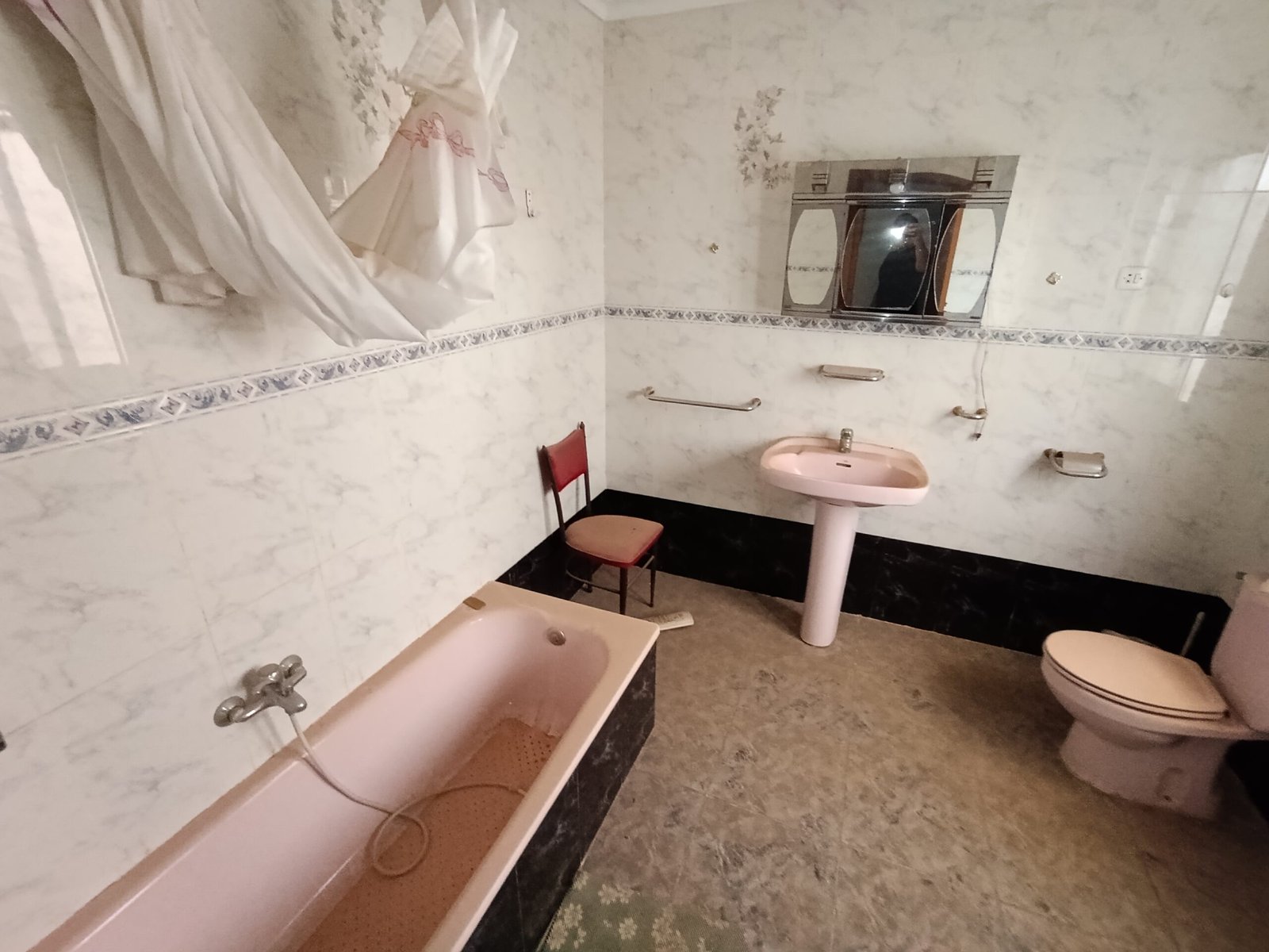 Casa de 242 m² a reformar - Imagen 10