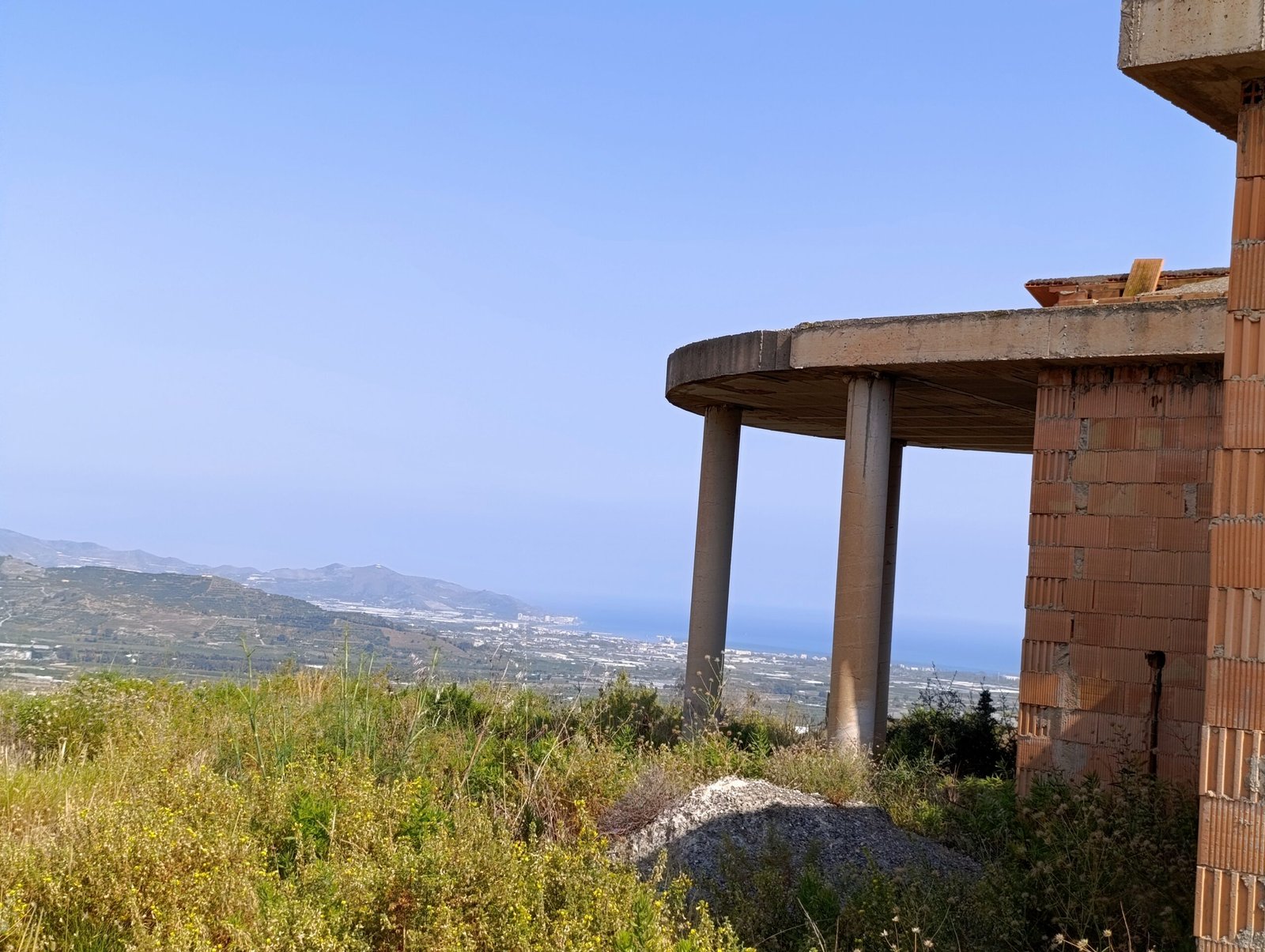 Finca de frutales con 140 m² de estructura